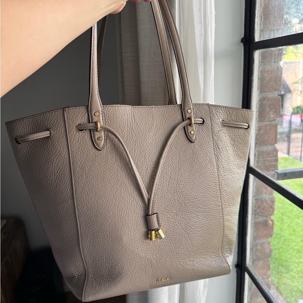 Ralph Lauren Elegant Taupe Leather Tote Bag